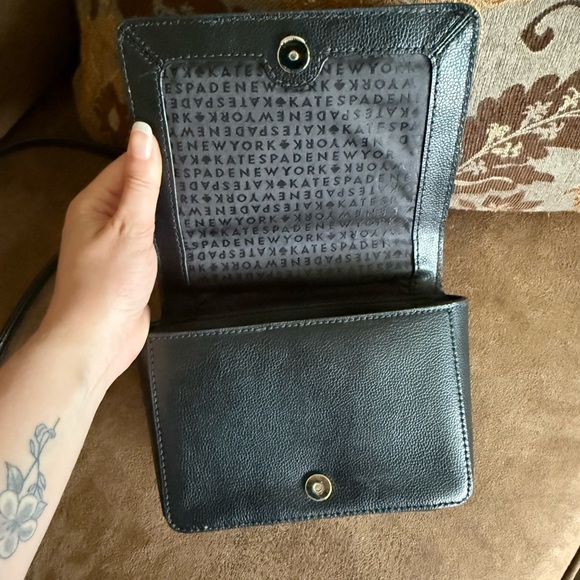 Kate Spade Tri Fold Black Leather Wallet - Picture 2 of 7